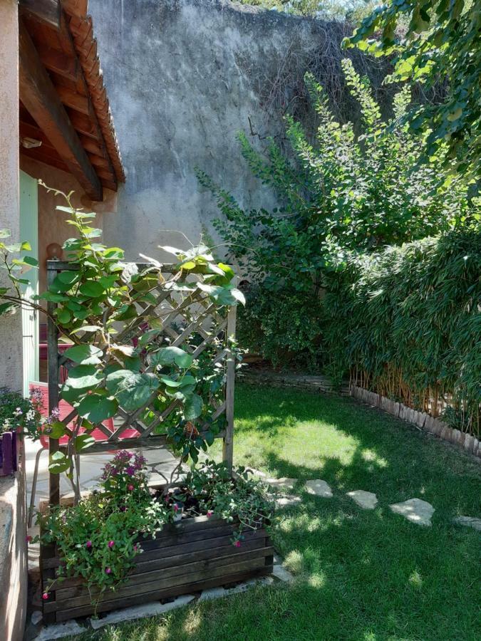 Donzère Louminai Bed & Breakfast エクステリア 写真